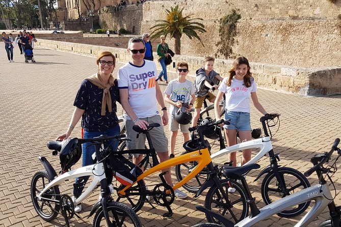 2 Hours E-Bike Tour in Palma - Reial Convent de Sant Francesc and La Iglesia de Monti-sion