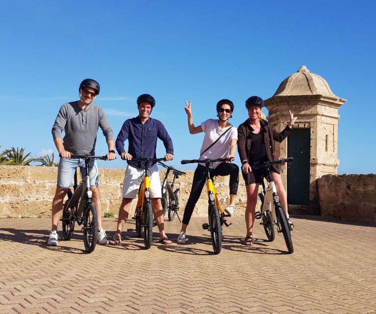 3 Hours Historic E-Bike Tour in Palma de Mallorca - Palma’s old streets, churches, and convent traditions
