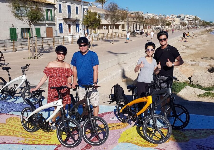 3 Hours Historic E-Bike Tour in Palma de Mallorca - The guide makes the difference, especially in a small group