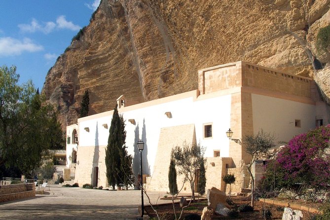 5-hours Tour: Mallorca Inland Charming Villages - Montuiri and the Inland Rhythm of Everyday Mallorca