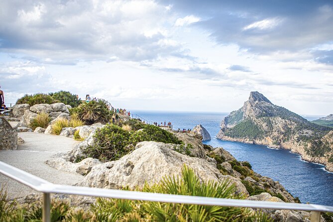 8-Hour Formentor and Sineu Market with boat trip Tour in Mallorca - How This Formentor and Sineu Day Trip Fits Together