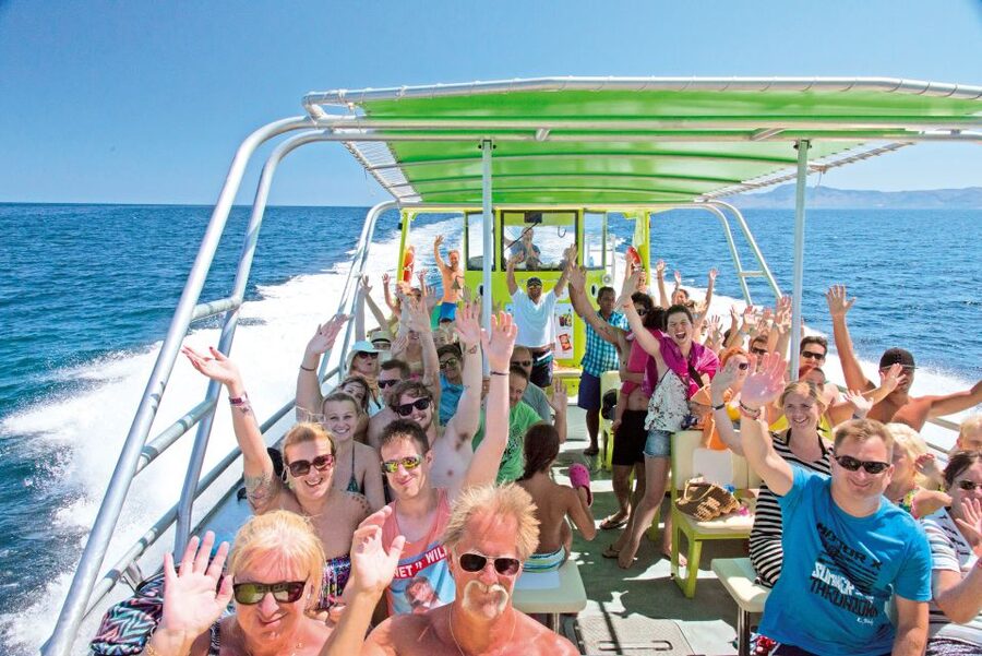 Alcudia: Caves & Coastline Boat Trip w/ Snorkelling - Cave Entrances: The Wow Factor, With a Realistic Expectation
