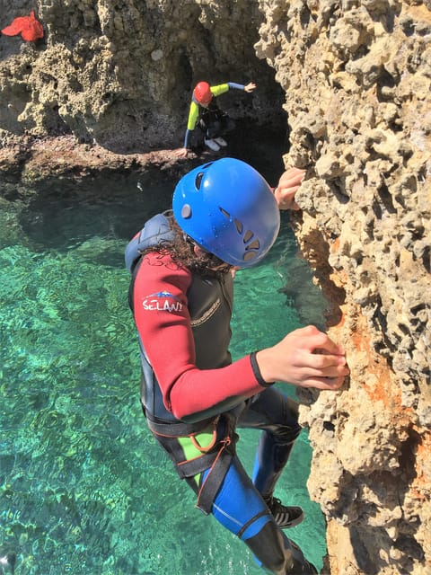Alcudia: Coasteering Cliff Jumping - What you need to wear, and what you should bring from home
