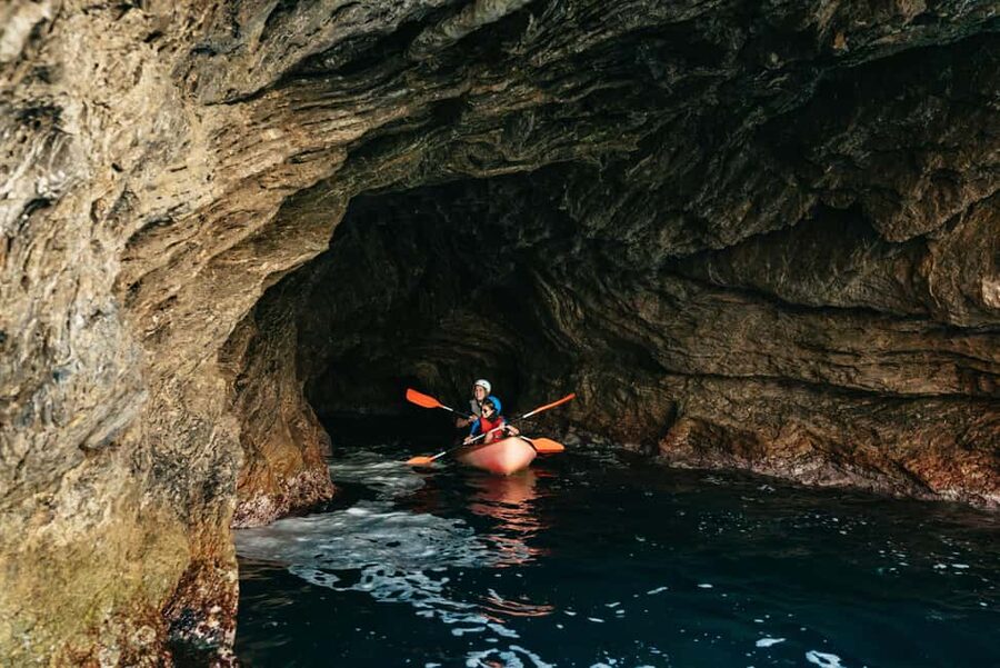 Alcudia: Kayak Tour with Snorkel & Sea Cave Swim - Who should book this Alcúdia kayak with sea cave swim