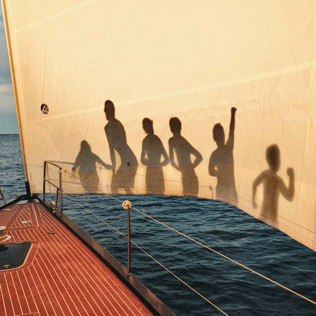 Alcúdia, Mallorca: Half Day Sailing Trip - Steering time and the 30-meter-mast photo opportunity