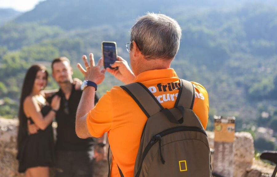 Alcudia/Marratxi: Valldemossa & Soller Tour by Tram & Bus - Why Valldemossa and Sóller Valley feel like two different worlds