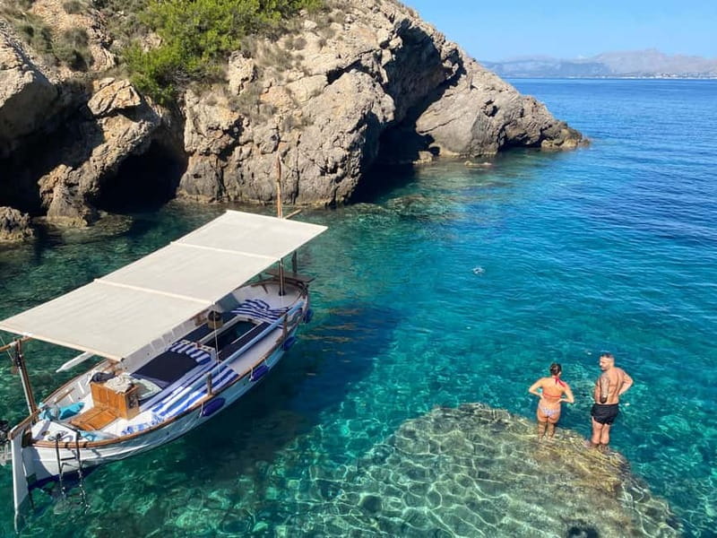Alcudia, Private Tour: Scenic 2.5-Hour Boat Tour - Swimming, snorkeling, and tastings without the awkward timing