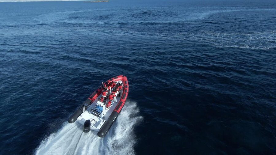 Alcudia: Sightseeing, Sea Caves & Snorkel Speedboat Tour - Safety and comfort: the things that keep it from feeling risky