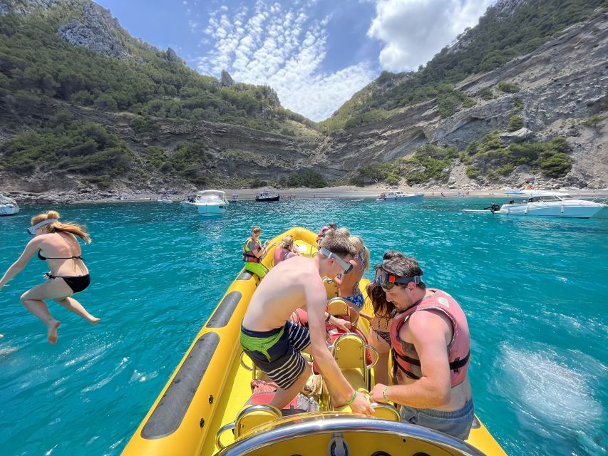 Alcudia: Speedboat Tour of Northern Mallorca & Hotel Pickup - Safety briefing, then full gas: the ride feel you should expect