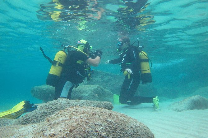 Beginners Diving in Santa Ponsa - Instructor attention, and what Aniece’s teaching style signals
