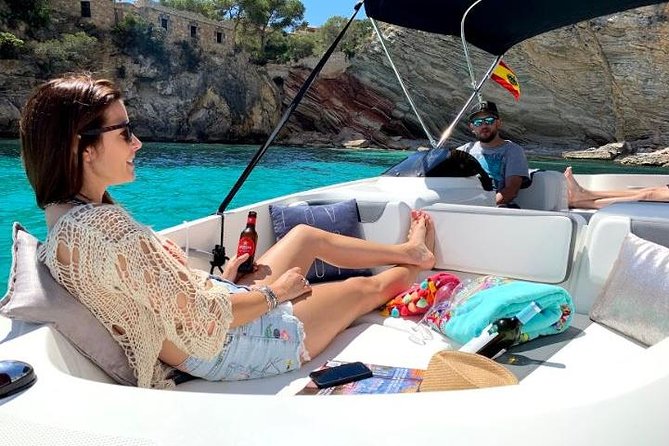 boat rental - Why Santa Ponsa is the smart start for a boat rental