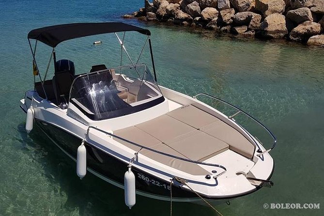 Boat rental Q605 'Helios' (150hp / 7p) - Can Pastilla - Planning Your Time on Mallorca Water, Including a Run Toward Es Trenc