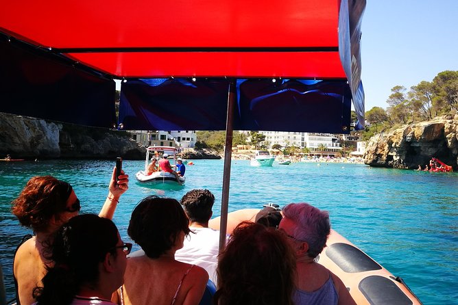 Boat tour from Cala Figuera to Caló del Moro and S´Almonia - Es Pontàs: why this one rock formation belongs in your Mallorca plan