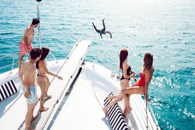 Boat tour of the Bay of Palma with snorkeling and drink - Cala Blava in the Palma Marine Reserve, and your 30-minute water stop