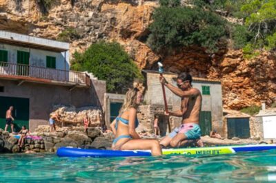 Cala Llombards o Cala Santany & Es Pontas Snorkel and SUP