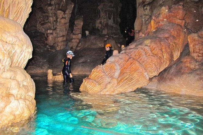 Cala Romantica Water Cave Adventure - Morning hike to Cala Falcó: a warm-up that sets the tone