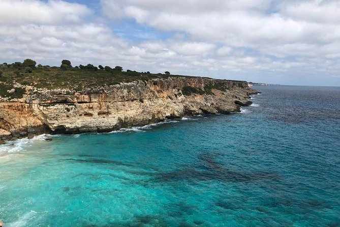 Cala Romantica Water Cave Adventure - Suiting up: wet gear reality check
