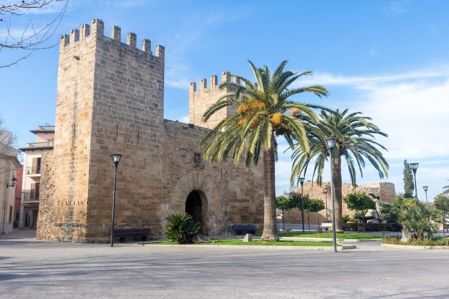 Cap de Formentor: Market, Beach, and Alcudia Tour - From south Mallorca pickup to the north-coast road