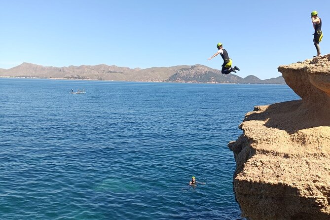 Coasteering northern area Mallorca (Alcudia) - The jumps (2m to 7m), how to judge the nerve before you step off