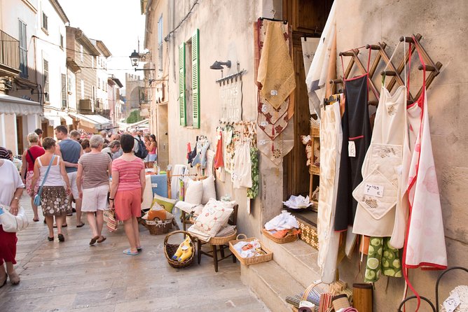 Discover Alcudia old town on a private walking tour - How much time you really get (and why 2 hours works)