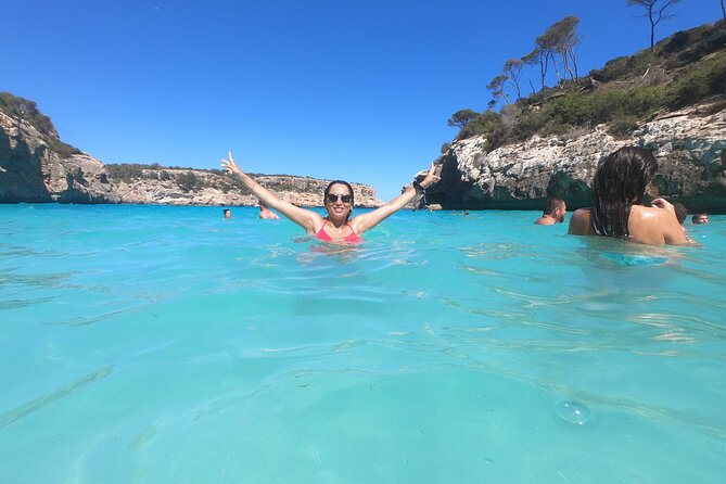 Discover Cala des Moro and S’Almunia the smart way - Key highlights you’ll feel right away
