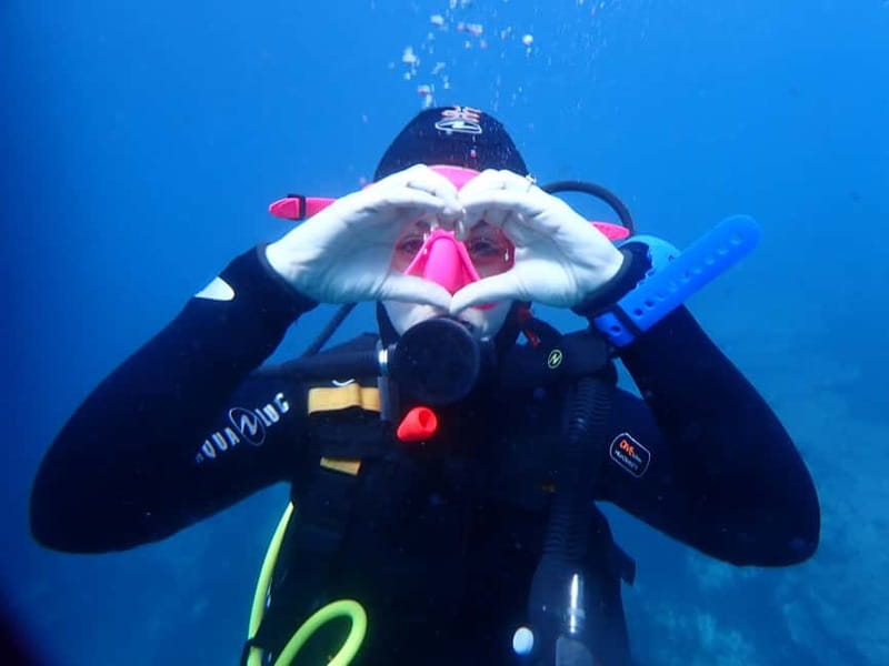 Discover Scuba Diving, scuba diving for begginers!! - Quick hits on this beginner scuba session