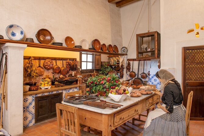 Els Calderers House Museum in Mallorca - Main bedroom and domestic dependencies: how comfort was organized