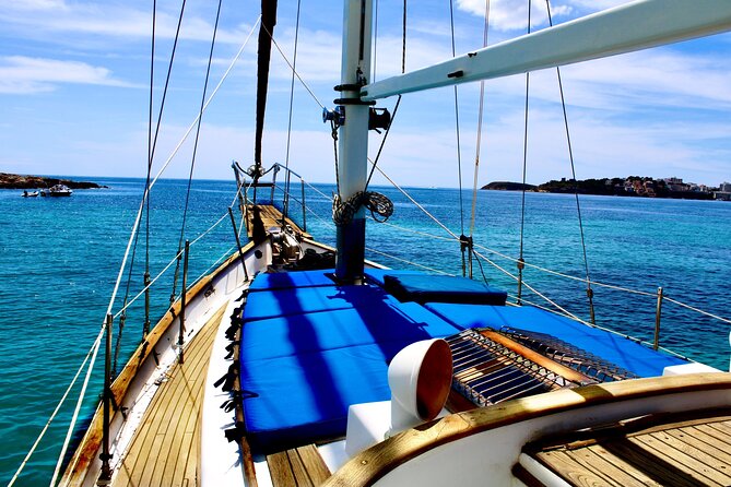 Family Plan and a Day on Board with a Navigating Family - Portals Vells Anchoring: Swim, Snorkel, Relax in Hammocks
