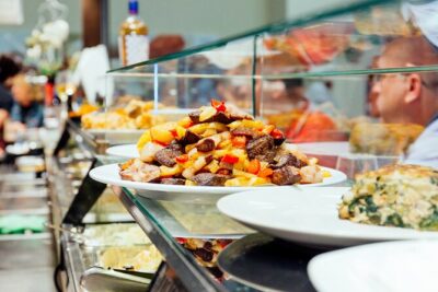 Food Tasting Walking Tour in Palma with a Local