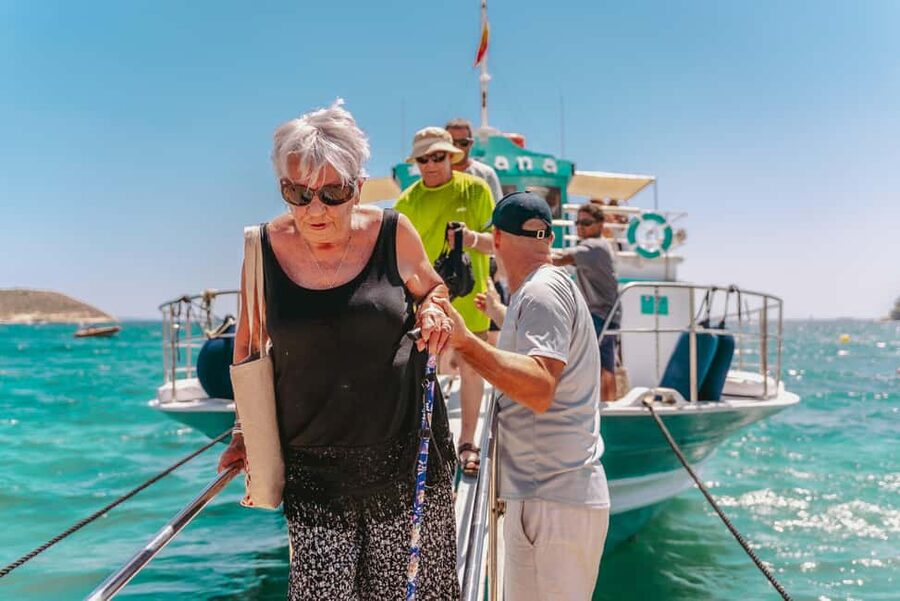 From Magaluf: Palma Bay Sightseeing Cruise with Live Music - Lunch on board: Mediterranean buffet that actually fills you up