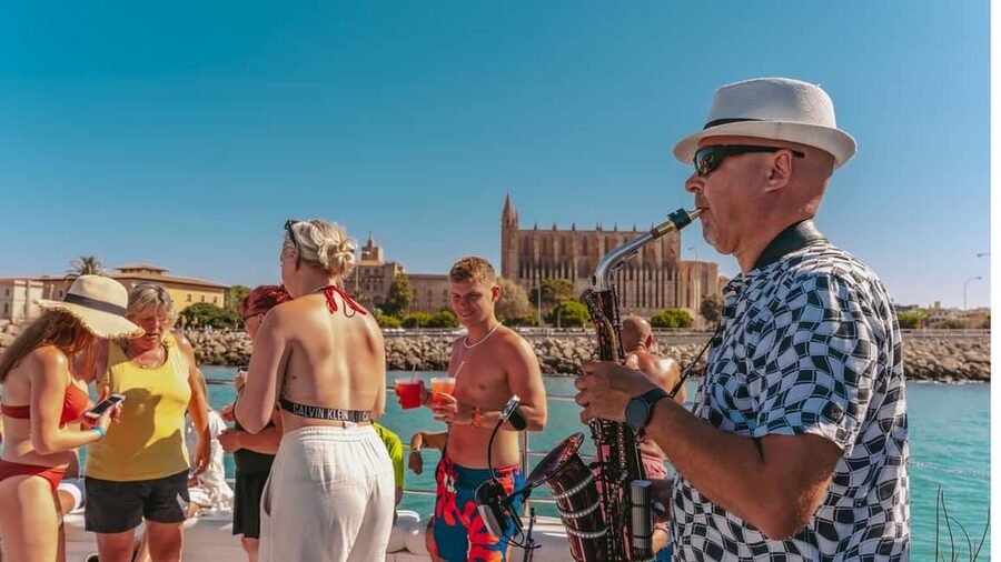 From Magaluf: Palma Bay Sightseeing Cruise with Live Music - Practical tips that make the day smoother
