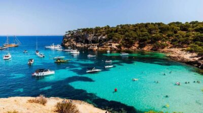 Portal Vells Beach and Cave SUP & Snorkel Tour