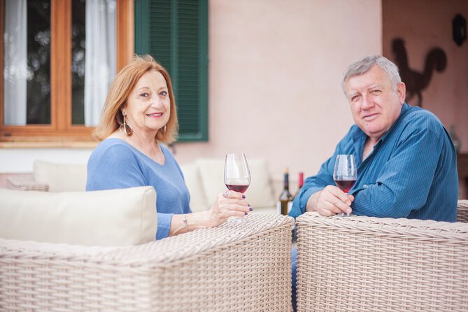 Gastronomic Wine Tasting Experience Guided by a Sommelier - The wines and snacks: how the pairing helps you taste better