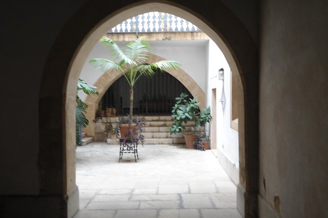 Gaudí and Modernist Art: Guided Tour in Palma de Mallorca - The modernism walk through Palma: seeing Gaudi’s influence in place