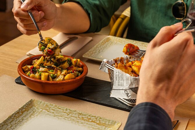 Gourmet Tapas and Wine Tour in Alcudia Old Town - Timing, group size, and why this feels easy to manage