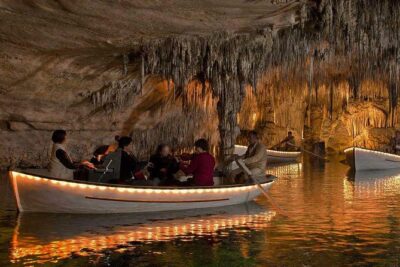 Guided Full-Day Tour of Drach Caves, Porto Cristo & Pearl Factory