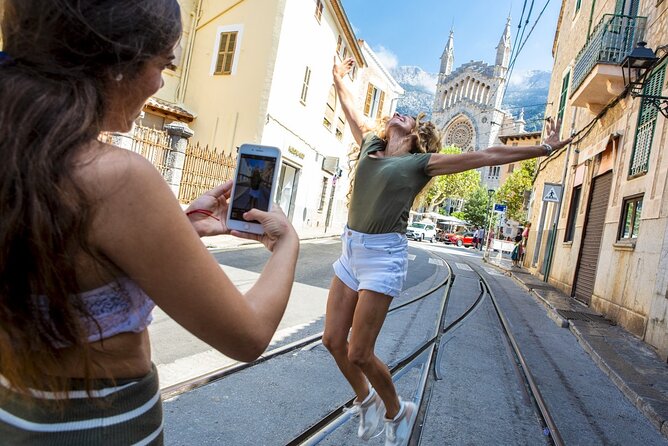 Half Day Guided Tour in Soller Train and Tram - Guide and Driver: The Difference Between Seeing and Getting It
