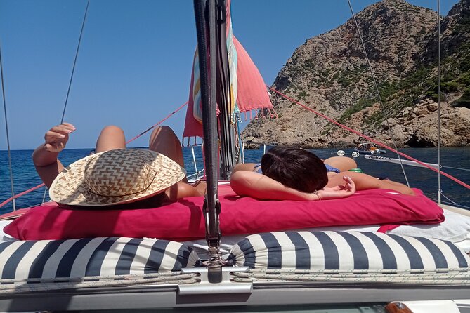 Half day on a private sailboat in Mallorca (port d'andratx) - Who this private sail is best for