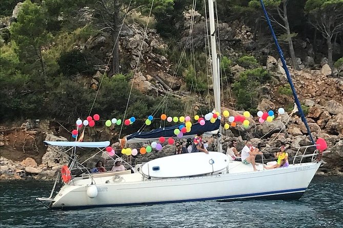 Half Day Sailing Excursion along the Coast - Price and Value: What $955.40 Per Group Really Means