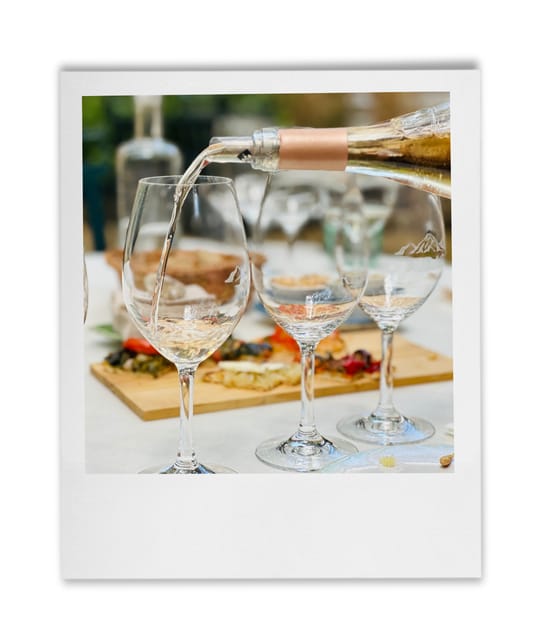 HISTORICAL BODEGA TOUR AND WINE TASTING - The tapas board built for a Mallorca wine pairing