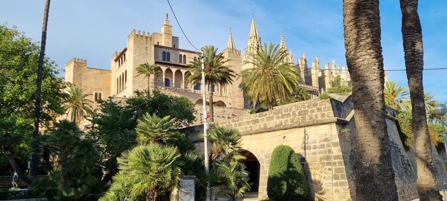History, Architecture and Legends of Palma de Mallorca - Finding Your Guide Under the Orange Umbrella