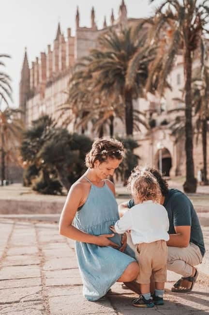 Instagram tour in Palma de Mallorca with a private photographer - Languages and Group Style: Built for Couples, Families, and Solo Shooters