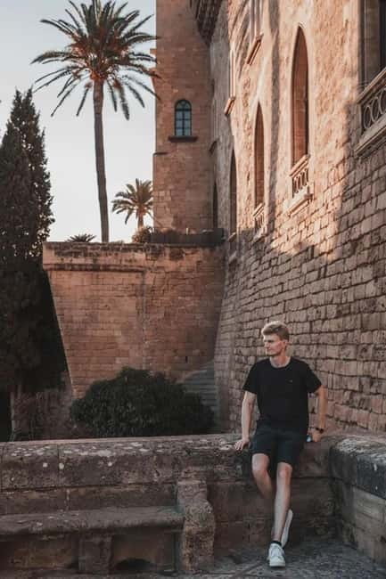 Instagram tour in Palma de Mallorca with a private photographer - What to Bring (and What to Avoid)
