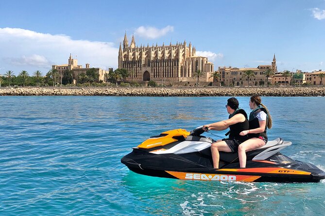 Jetski Tour to the Emblematic Palma Cathedral - Bellver Castle Views on the Water