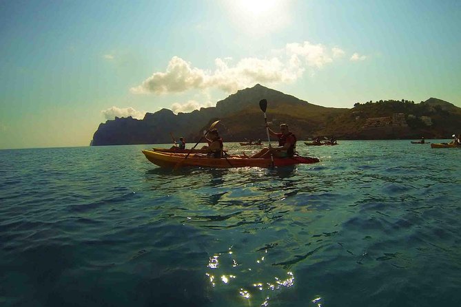 Kayak & Coasteering - What’s included, what isn’t, and how to plan around it