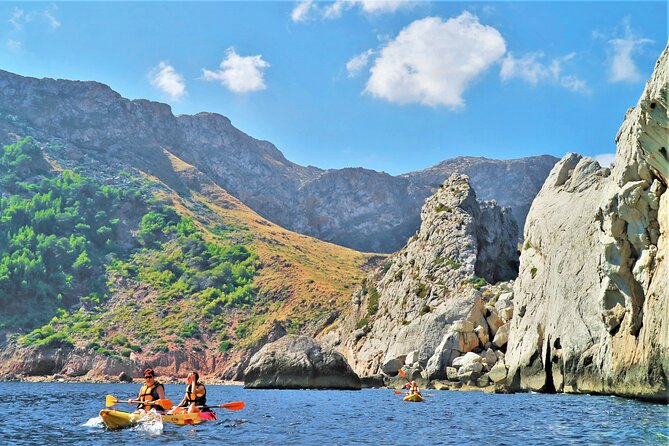 Kayak Secret Beach - Cavall Bernat from deeper water, plus the 8 km pacing