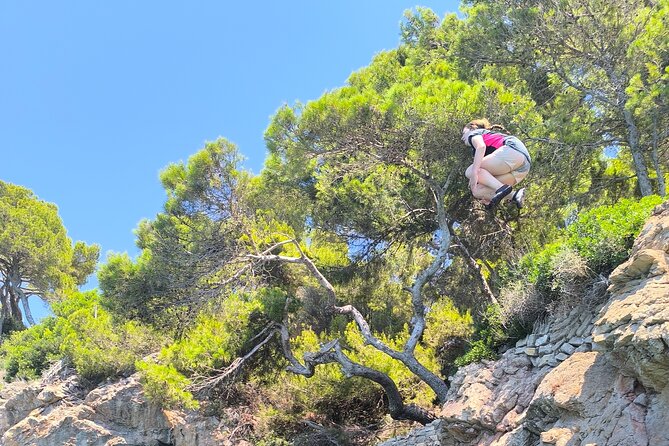 Kayak Tour with Caves, Snorkeling and Picnic (+ Cliff Jump) - Cliff jumping: optional, but it helps the day feel memorable