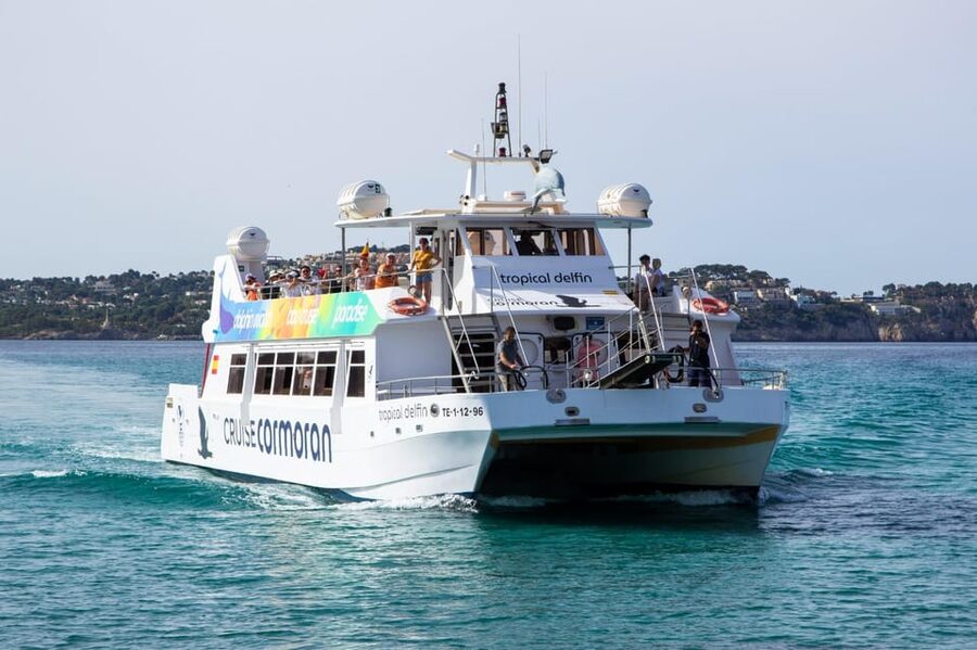 Mallorca: 2-Hour Coastline & Malgrat Islands Catamaran Tour - Guide Style and What You’ll Learn (Without the Overload)
