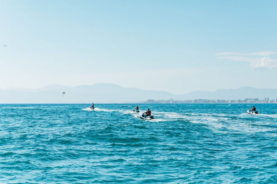 Mallorca: 25-Minute Palma Beach Jet Ski Excursion - Nearby caves and nature areas, plus the photo time detail