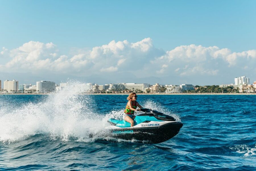Mallorca: 25-Minute Palma Beach Jet Ski Excursion - Who should book this Mallorca jet ski excursion